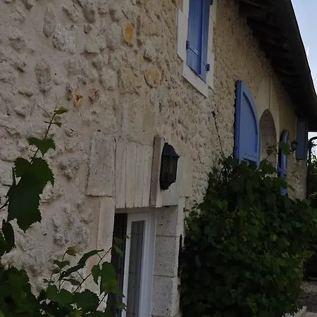 Bed & Breakfast D'hotes La Grange Au Bois 3*
